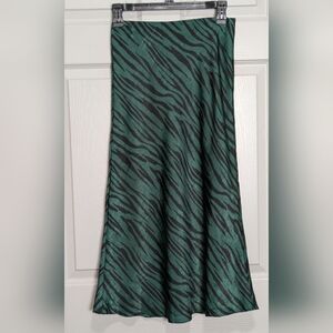 Socialite Green and Black Animal Print Skirt Size XS